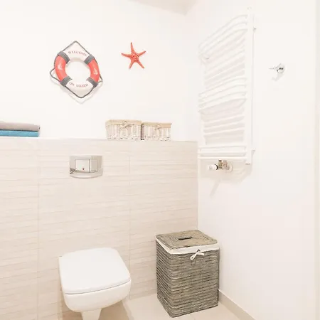 Baltic Breeze - 2 Sypialnie Z Basenem 800m Od Plazy