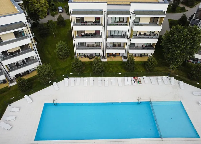 Baltic Breeze - 2 Sypialnie Z Basenem 800m Od Plazy Апартаменты